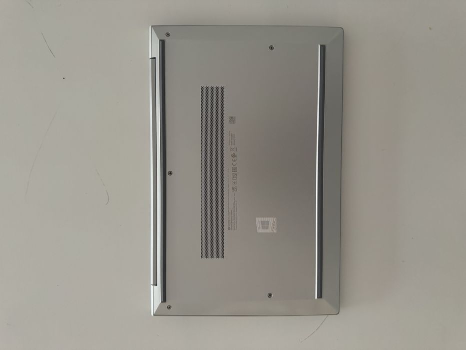 HP EliteBook 830 G8 i7 | 16 GB RAM | SSD 512 GB | Como Novo