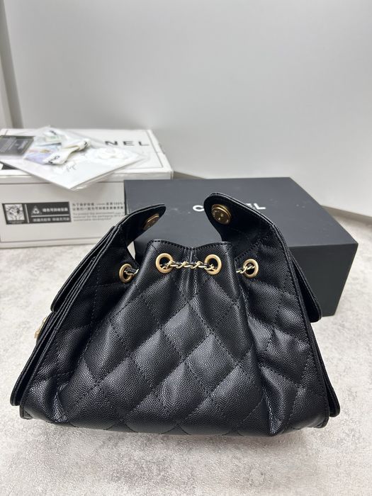 Сумочка в стилі Chanel