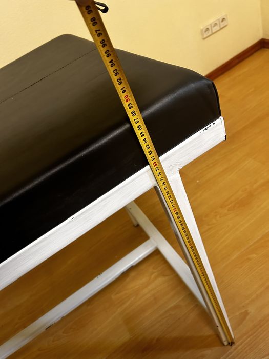 Кушетка для масажу, депіляції