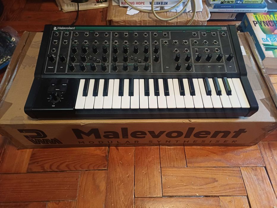 Sintetizador - PWM Malevolent