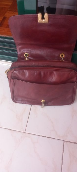 Mala de mão de senhora