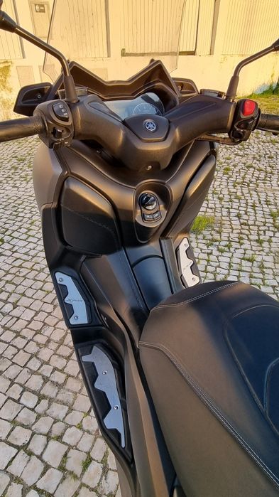 Yamanha Xmax 300