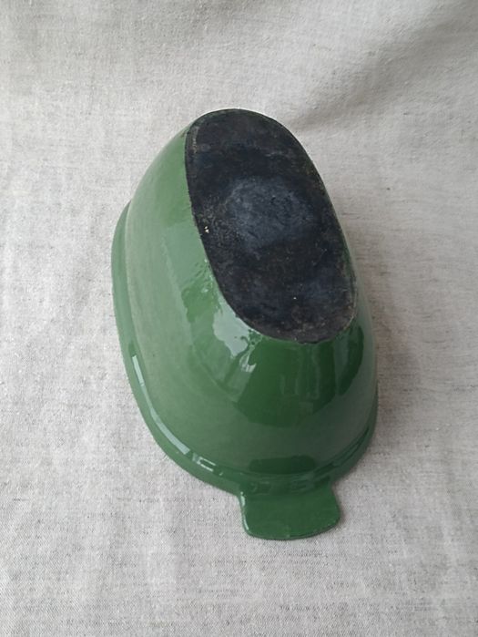Гусятниця чавунна 2.5 л, емаль
