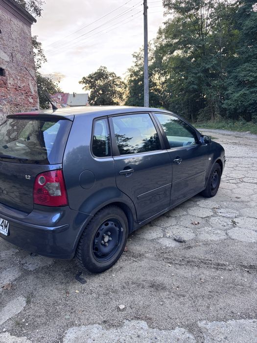 Volksvagen polo 9n 2004