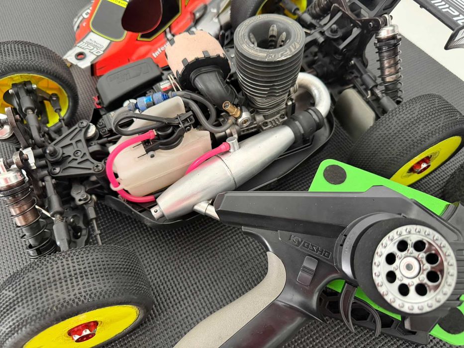 Carro Rc nitro Kyosho MP10