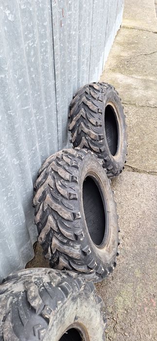 Sprzedam używane opony od quada