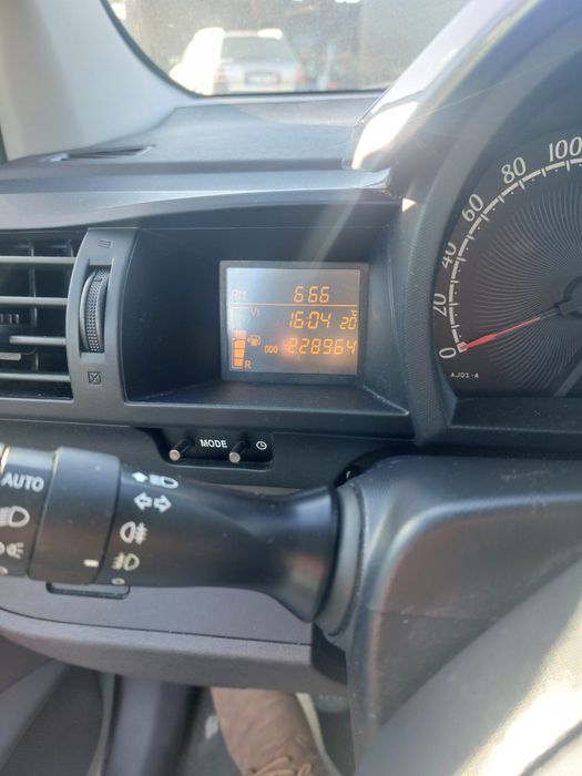 Toyota iq  1.0 gasolina — photo 3