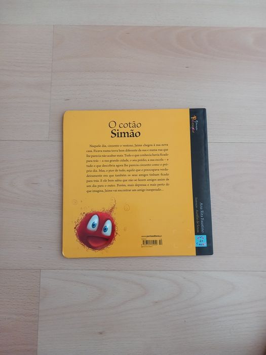 Livro "O cotão Simão"