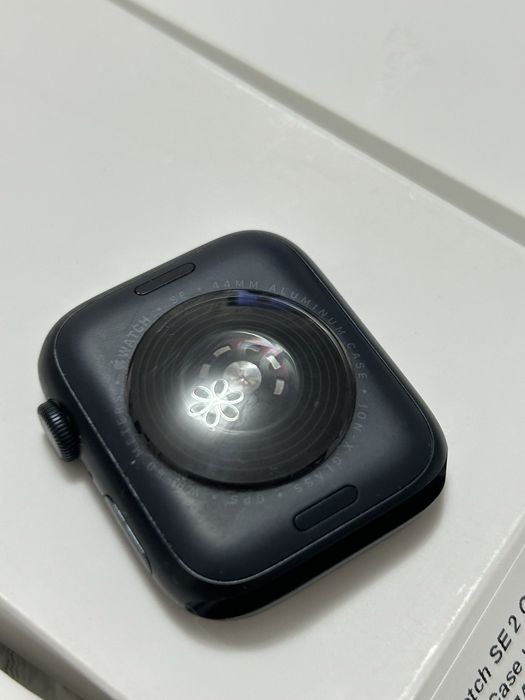 Apple Watch SE 2 2024 44mm Midnight