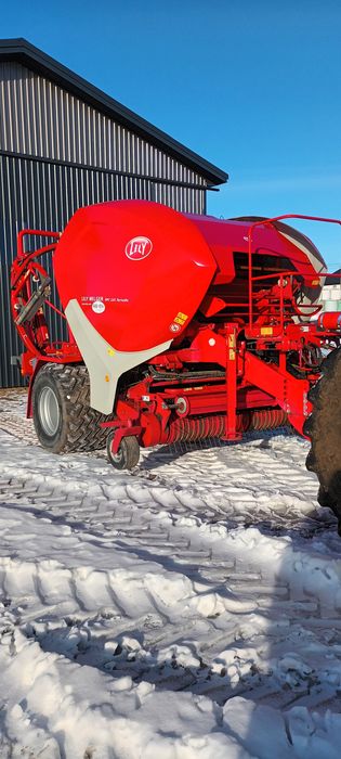 Prasoowijarka Lely Welger RPC 245 Tornado