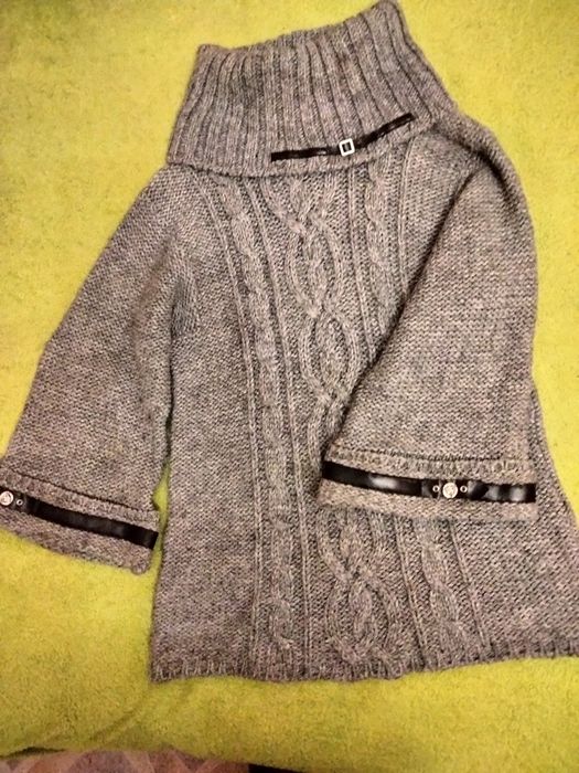 Светер теплий.  Розм. ХS