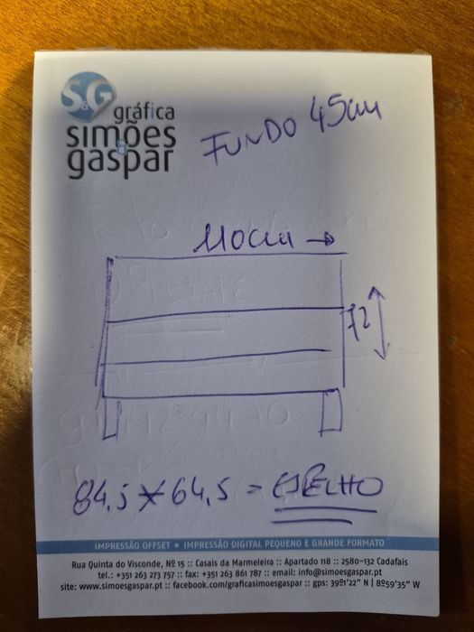 Cómoda em madeira de cerejeira com ou sem espelho