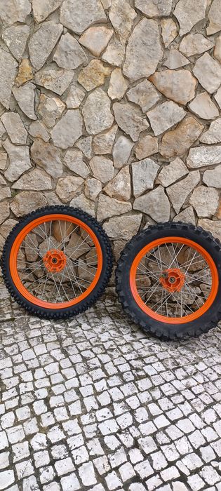 Dérbi Senda 125r