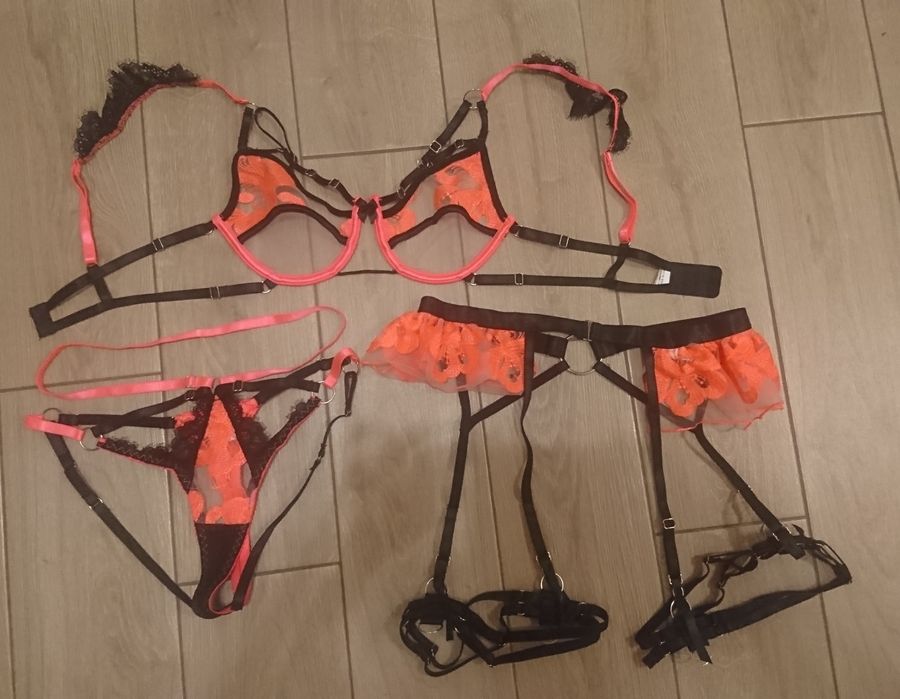 Інтимна білизна розмір S та XS эротическое бельё