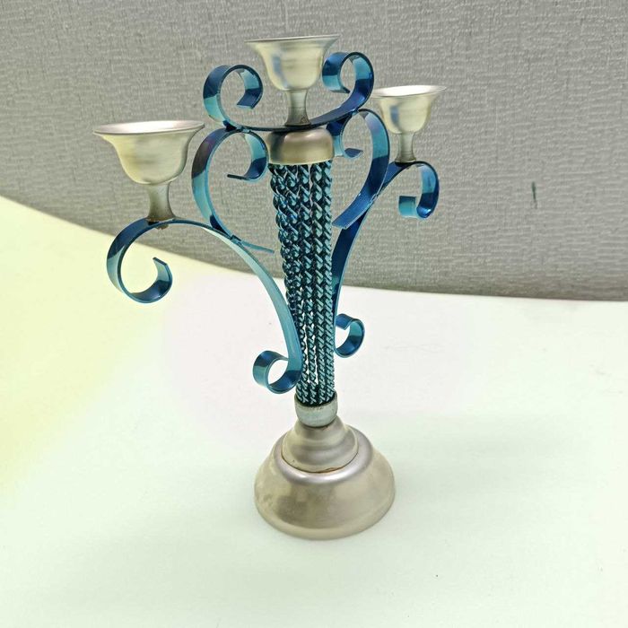 Канделябр, Подсвечник на 3 свечи
Металл (латунь/титан)