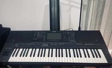 Yamaha PSR-SX700