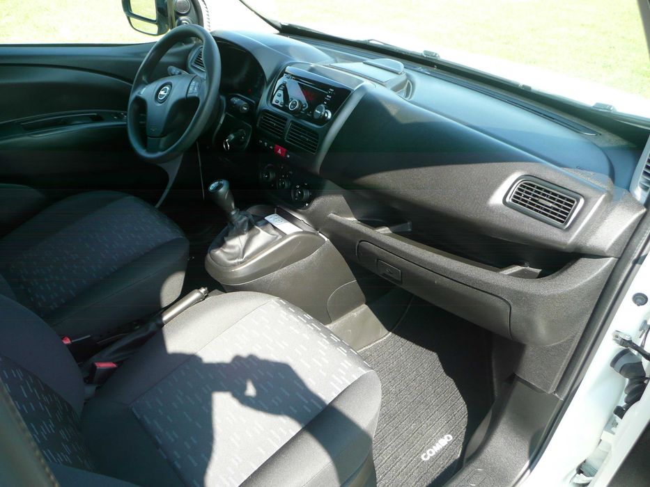 Opel Combo chłodnia 1.3d 2016r.