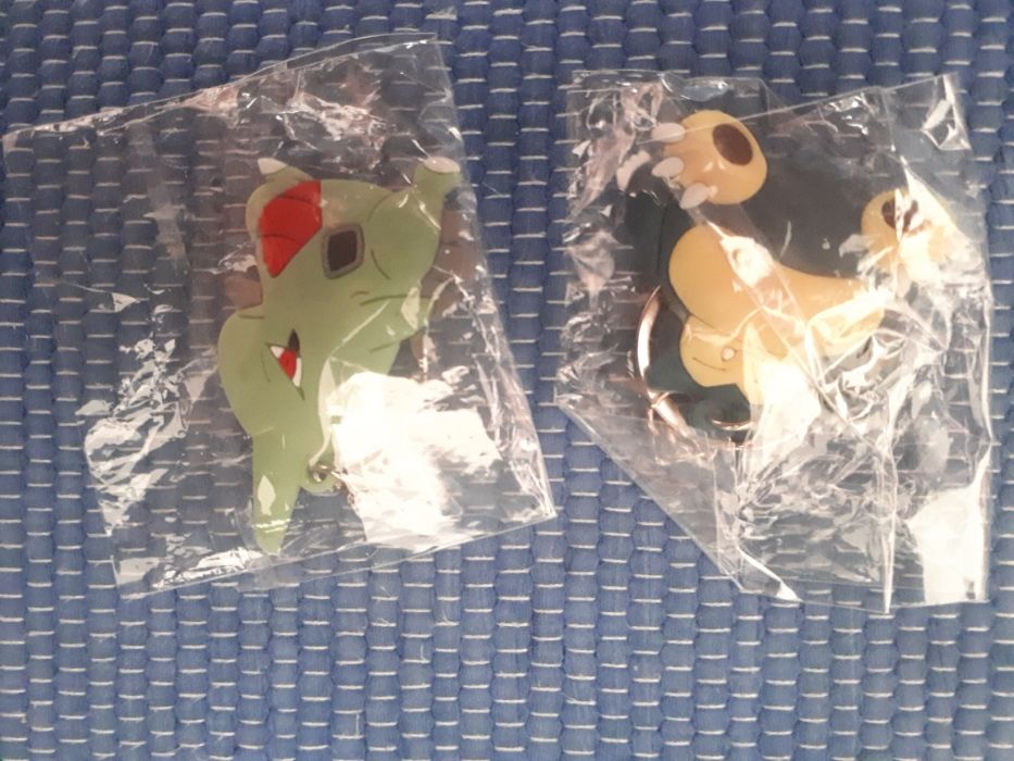 Porta-chaves Pokémon Larvitar Snorlax