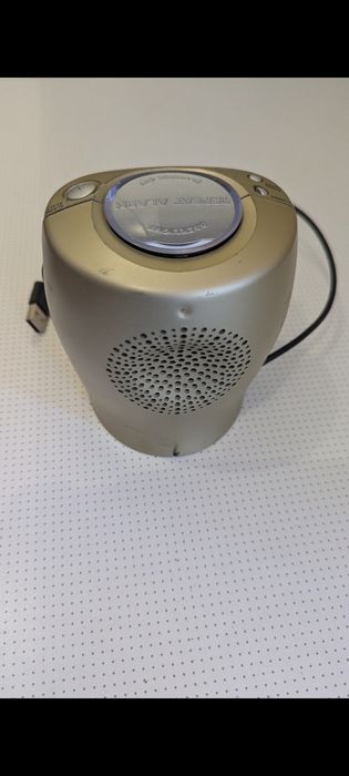 Годинник - радіо- будильник  PHILIPS AJ3017