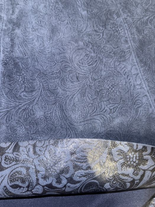 Сукні яскраві, святкові і наскожен день