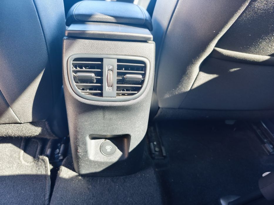 Kia XCeed 1.0 T-GDi Drive (08/2023) – 39.675 km – Garantia de Fábrica até 2030