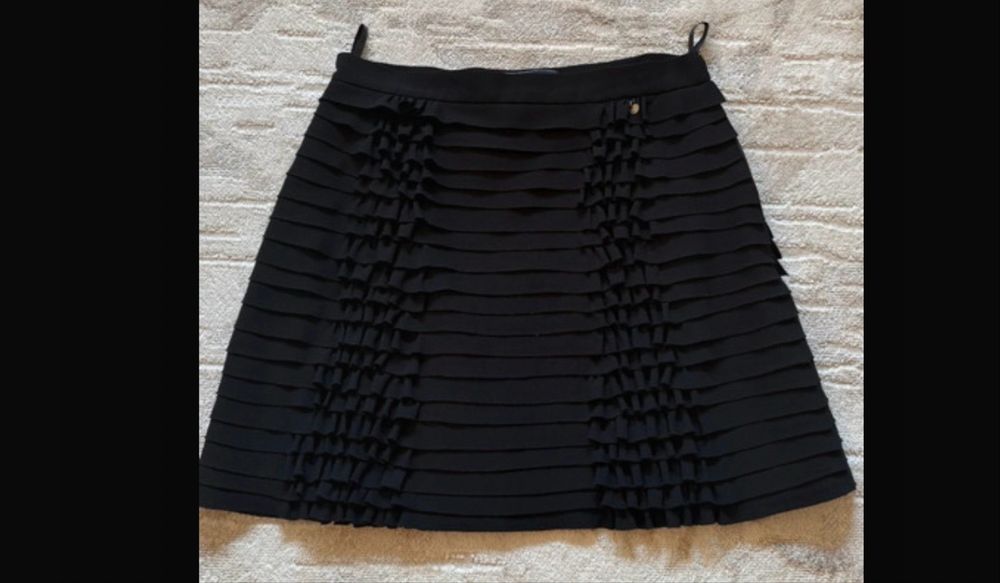 Saia preta Elisabetta Franchi