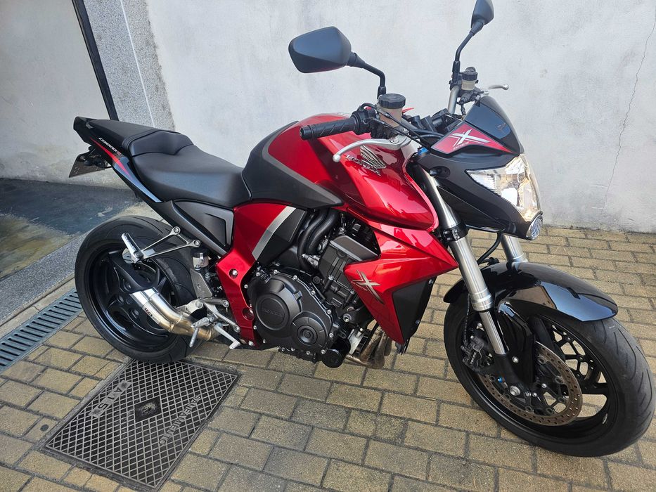Vendo  ou troco honda cb 1000r