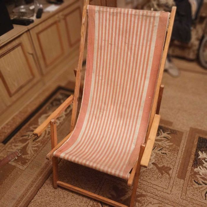 Leżak drewniany do ogrodu