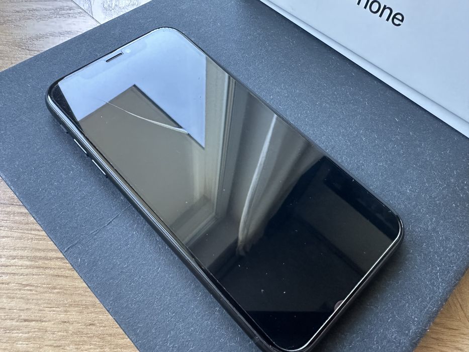 Iphone XR 64GB czarny