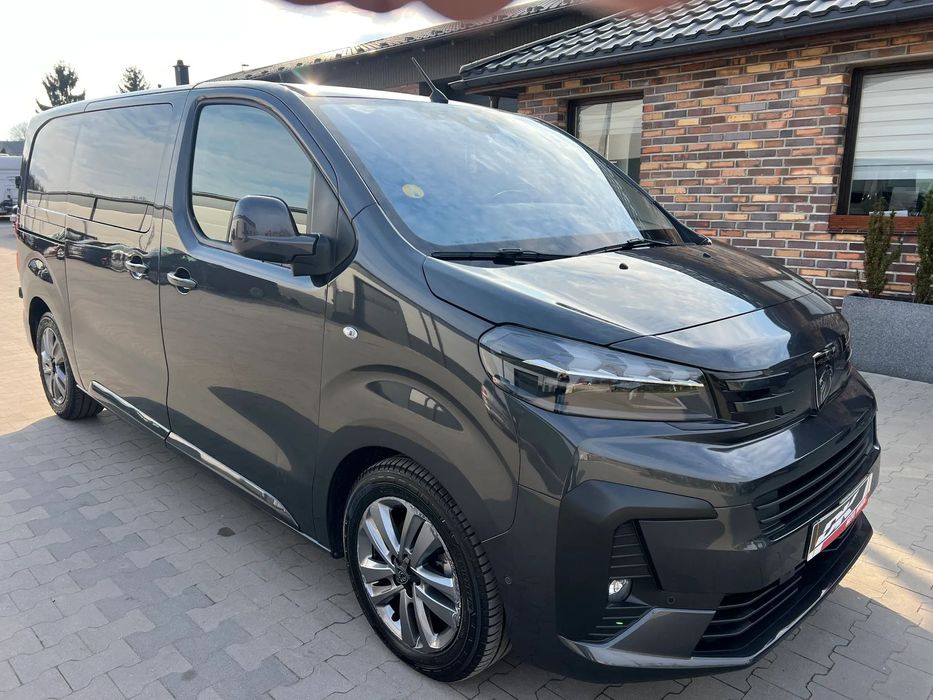 Peugeot Expert 17166 km, Kamera KIlimatyzacja 5 osobowy