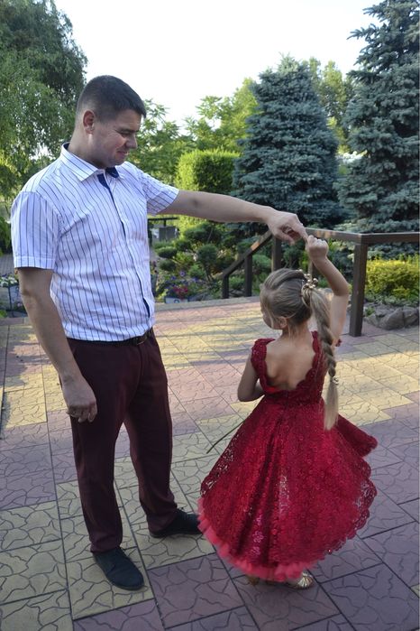 Платье для праздника, выпускного в садике