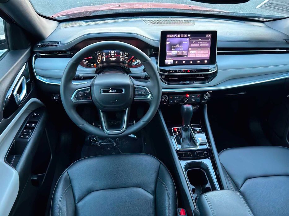 Jeep Compass      2023