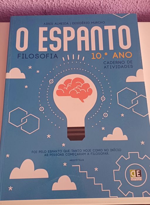 Livro 'O espanto' 10° ano