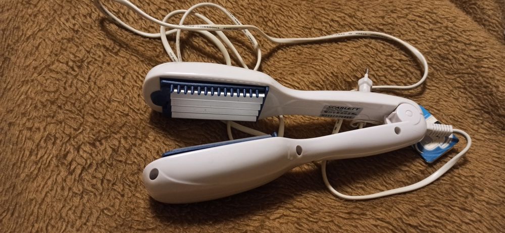 Плойка гофре Scarlett