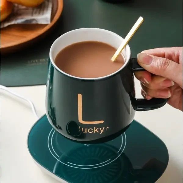 Чашка з підігрівом на підставці