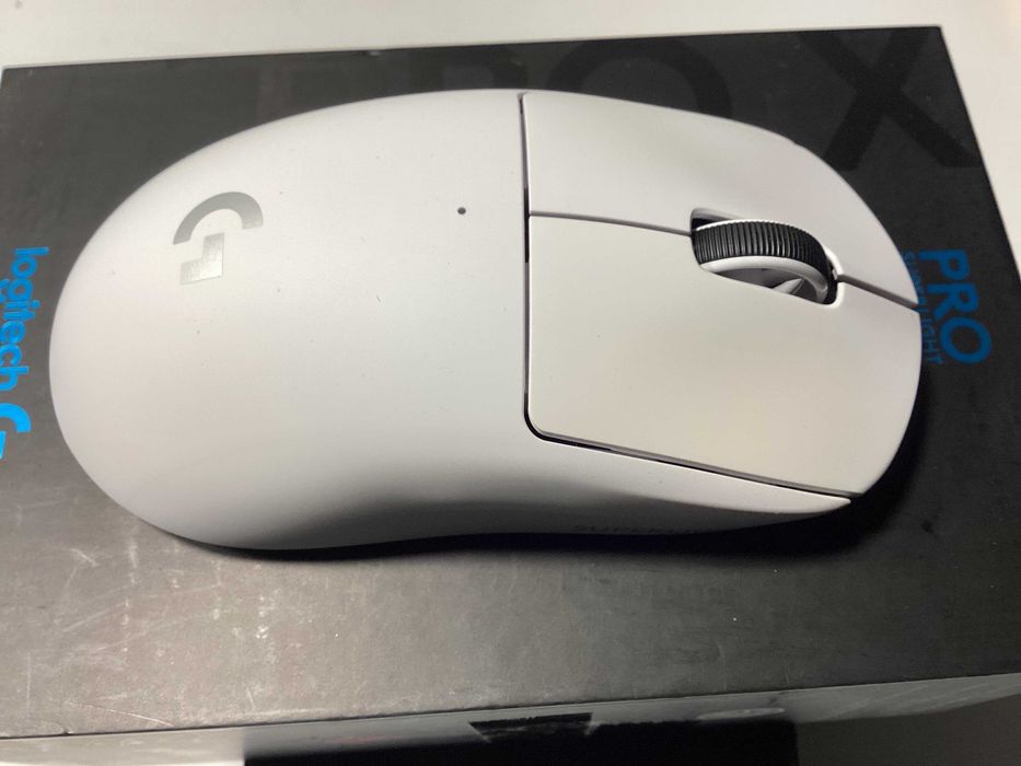 Logitech PRO X Superlight myszka