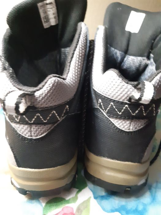 Треккинговые демисезонные ботинки
MEINDL GORE- TEX мембрана