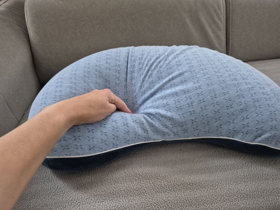 Oddam poduszkę do karmienia Snooze baby