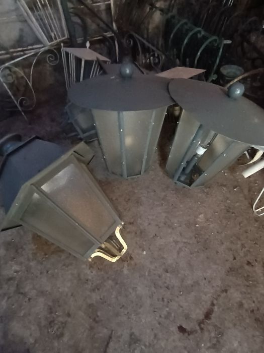 Rodas de carroça e outros