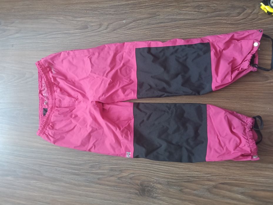 Wiatroszczelne, dziewczęce spodnie w góry Softshell 128