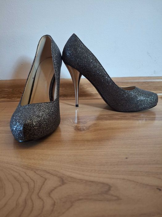 Buty, szpilki rozm 38