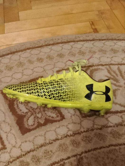 Чудові Футбольні бутси