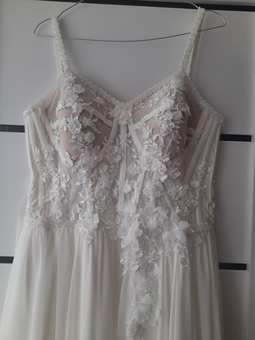 Suknia ślubna rozmiar 44/46