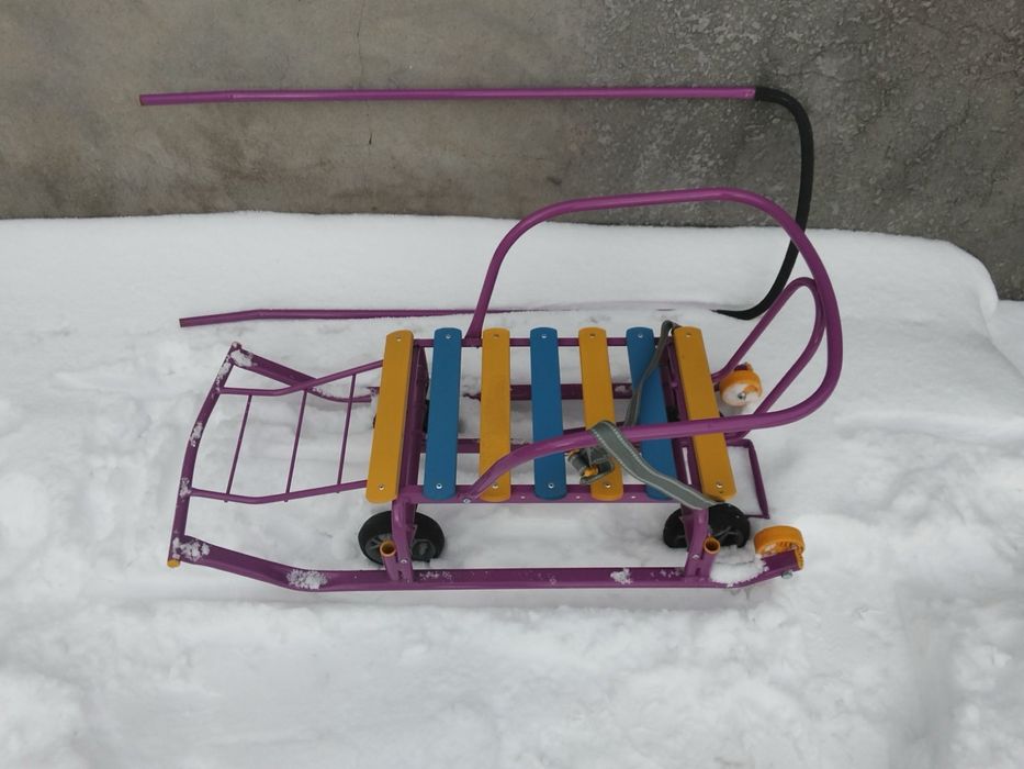 Продам нові санки Nuka kigs