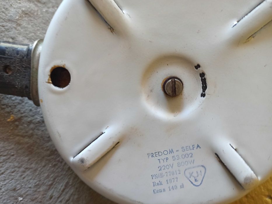 Grzałka elektryczna działa..