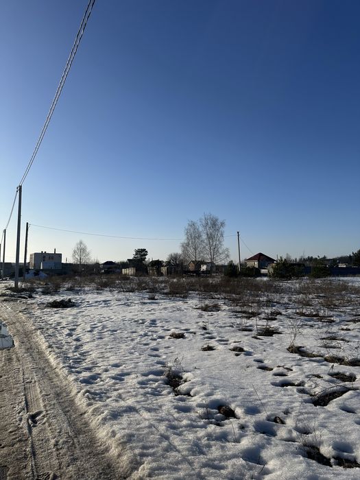 Продаж земельної ділянки в с. Мощун 5 соток
