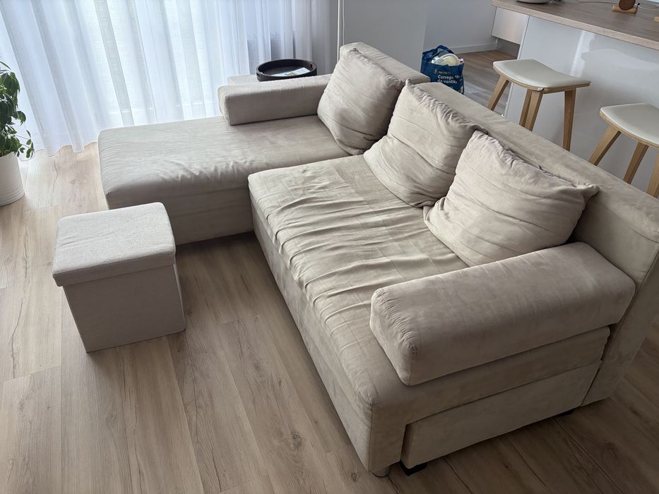 Vende-se Sofá-cama bege