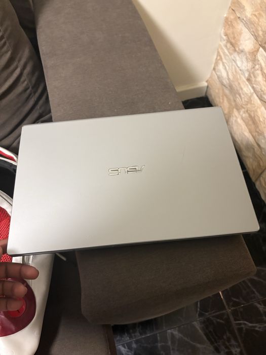 Laptop ASUS 477Gb RAM