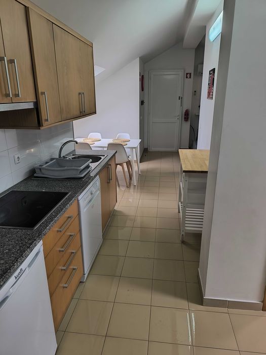 Apartamento T2 Com Piscina em São Martinho do Porto