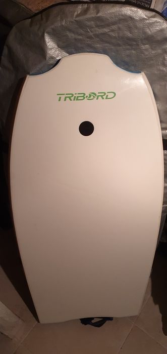 Prancha de bodyboard e mala